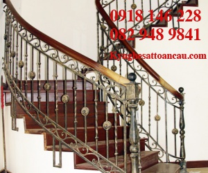 Cầu thang sắt mỹ thuật 002