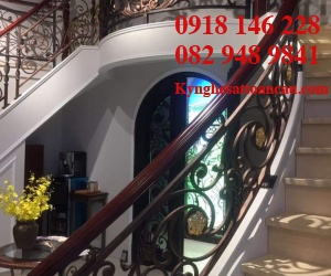 Cầu thang sắt mỹ thuật CTX002