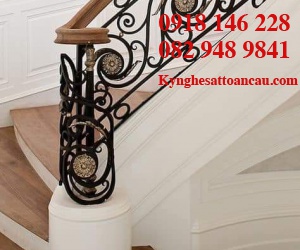 Cầu thang sắt mỹ thuật CT019