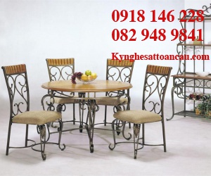 Bàn ghế sắt mỹ thuật BS11