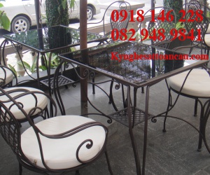 BÀN GHẾ SẮT MỸ THUẬT BS7