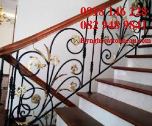 Cầu thang sắt mỹ thuật CT0705