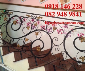 Cầu thang sắt mỹ thuật CT8