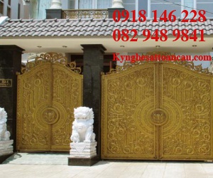 Cửa nhôm đúc đẹp C37