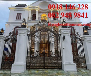 Cửa cổng sắt mỹ thuật CCS81
