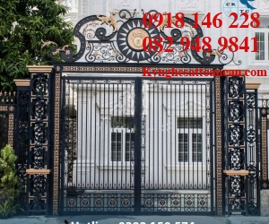 Cửa cổng sắt mỹ thuật CCS112