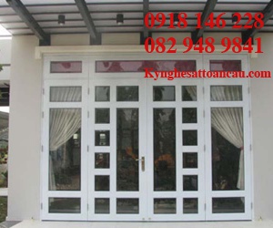 Cửa nhôm kính 07