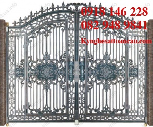 Cửa cổng sắt CCS02