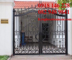 Cửa cổng sắt mỹ thuật CCS31