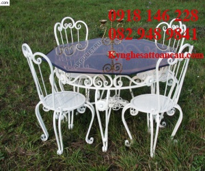 BÀN GHẾ SẮT MỸ THUẬT 45A