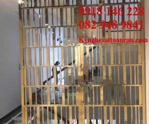 Vách ngăn inox xi mạ VNI24