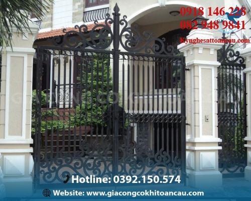 Cửa cổng sắt mỹ thuật CC S27