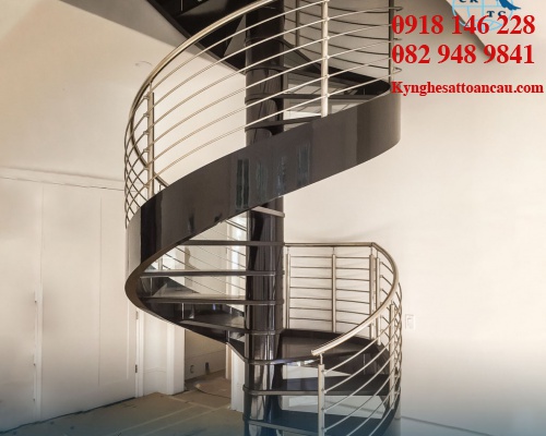 Cầu thang xoắn CTX74