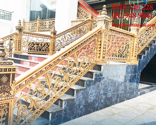 Cầu thang nhôm đúc CTN12