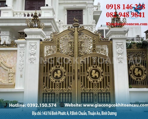 Cửa cổng nhôm đúc ND02