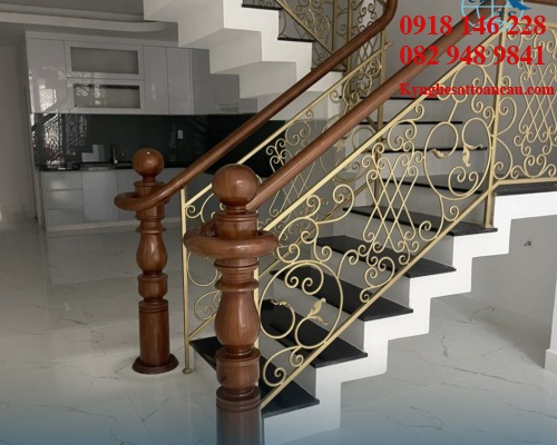 Cầu thang sắt mỹ thuật CTS07