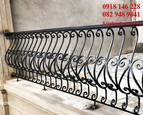 Cầu thang sắt mỹ thuật CTS10