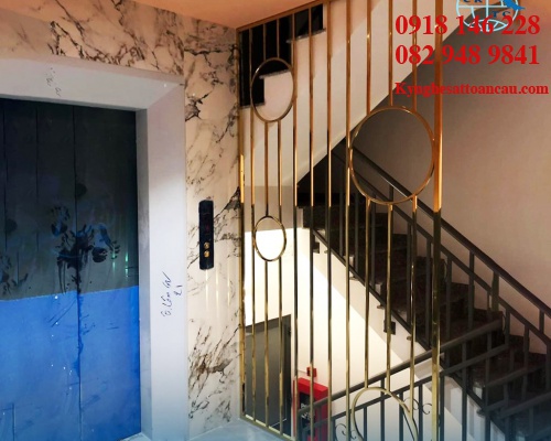 Vách ngăn inox xi mạ VNI06