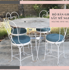 BỘ BÀN GHẾ SẮT MỸ NGHỆ - VẺ ĐẸP CỔ ĐIỂN ĐẦY QUYẾN RỦ BỀN BỈ THEO THỜI GIAN