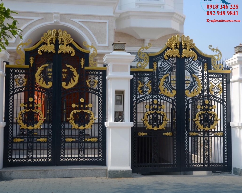 Cửa cổng sắt mỹ thuật CC S20
