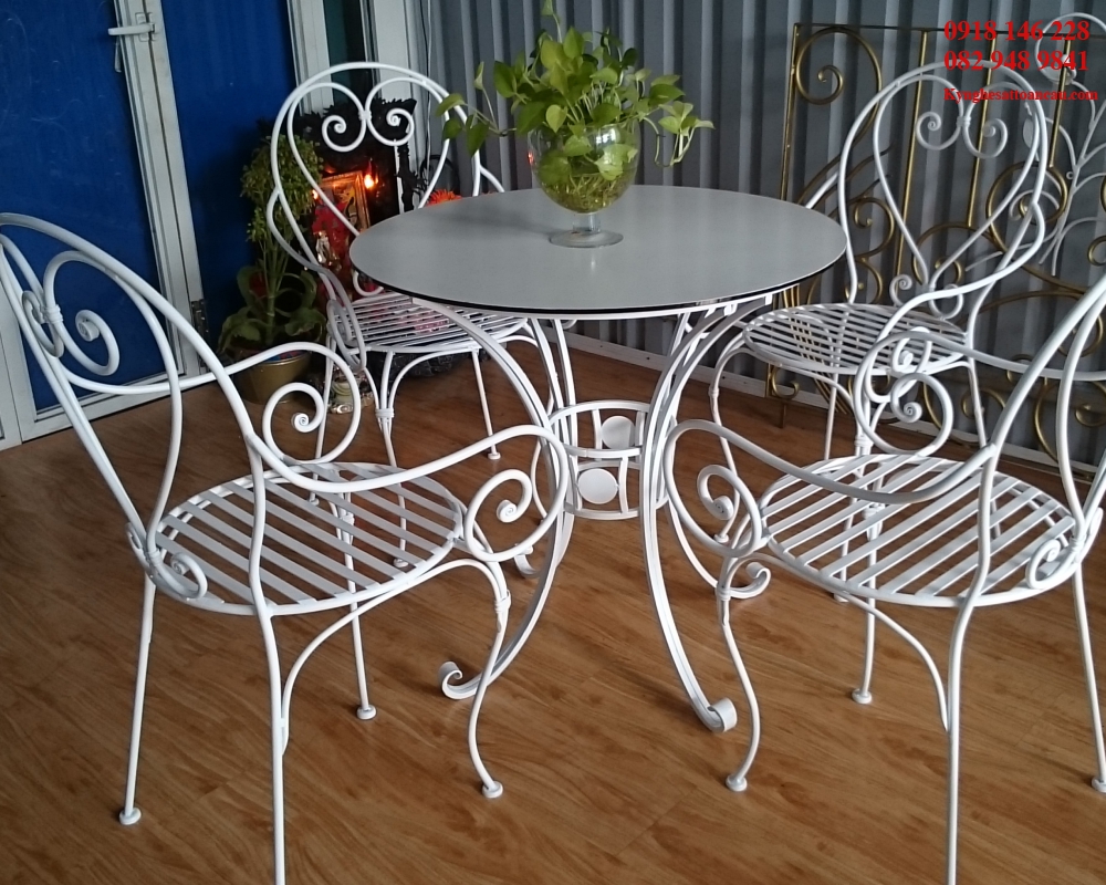 Bàn ghế sắt mỹ thuật BS18