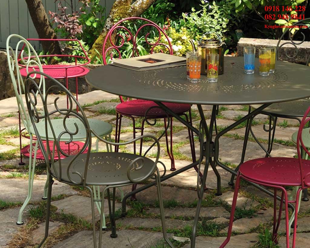 Bàn ghế sắt mỹ thuật BS35