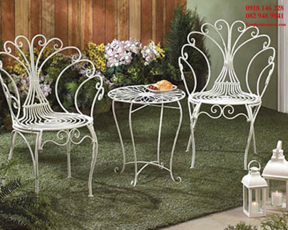 BÀN GHẾ SẮT MỸ THUẬT GS11