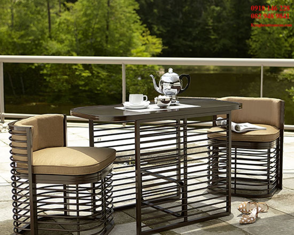 BÀN GHẾ SẮT MỸ THUẬT hk06