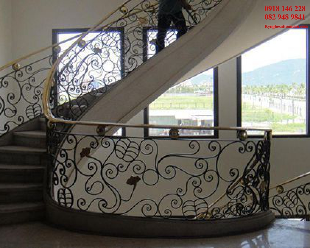 CẦU THANG SẮT MỸ THUẬT C160
