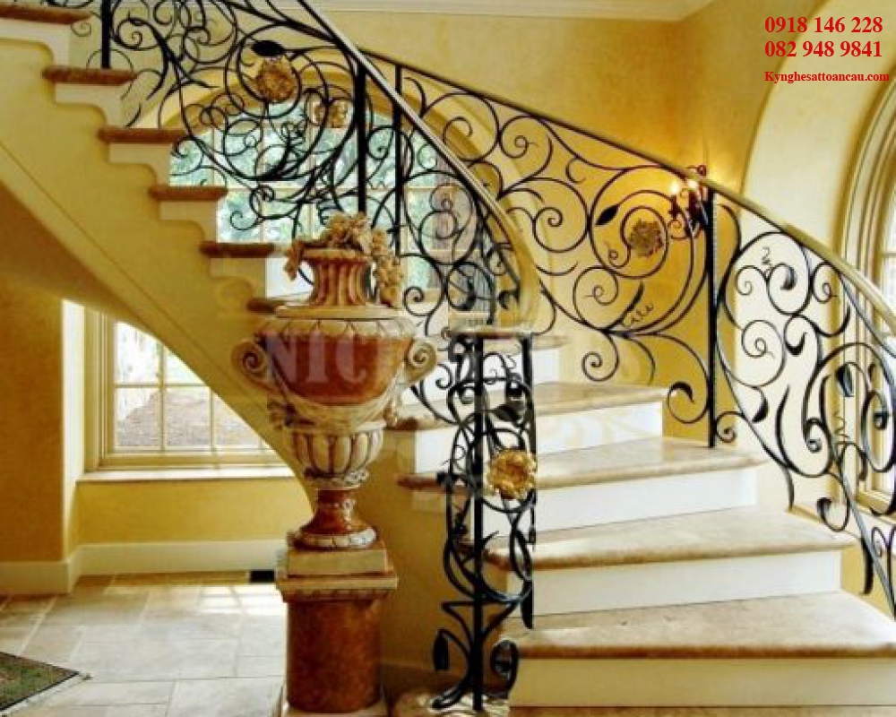 Cầu thang sắt mỹ thuật C135