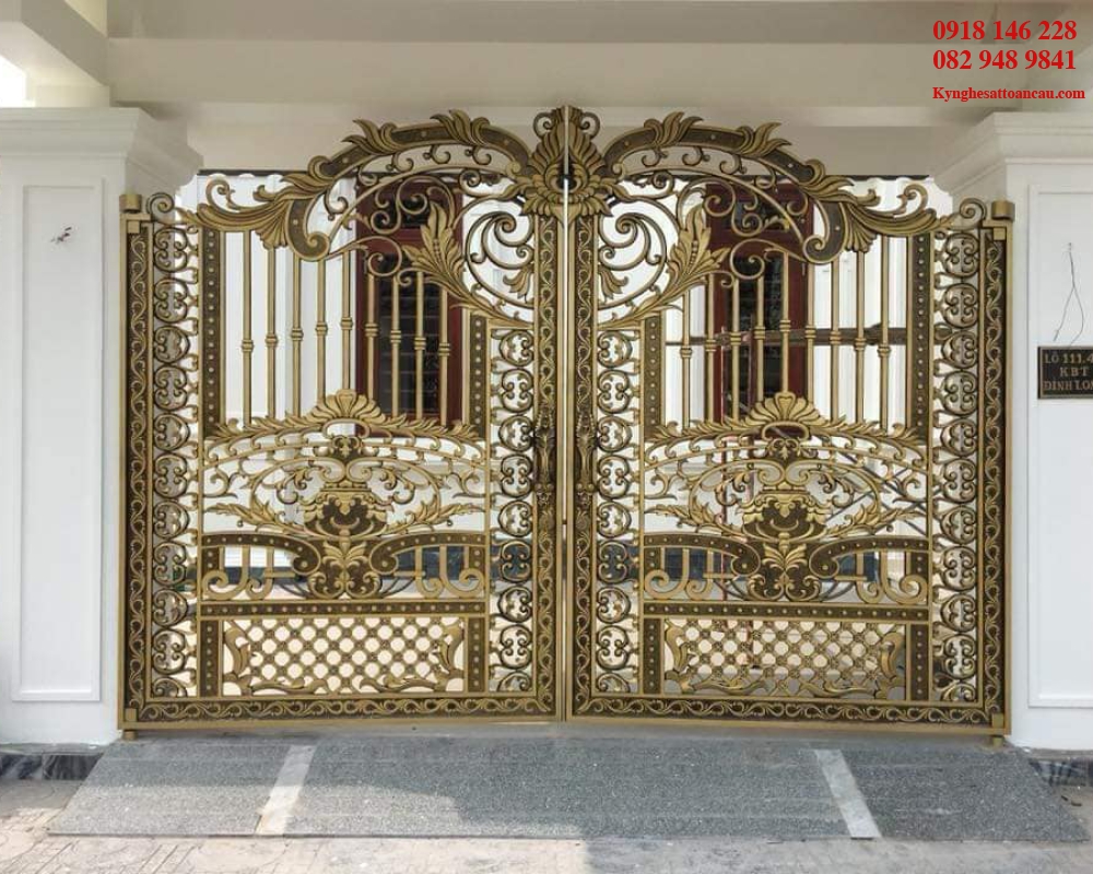 CỬA NHÔM ĐÚC ĐẸP C1