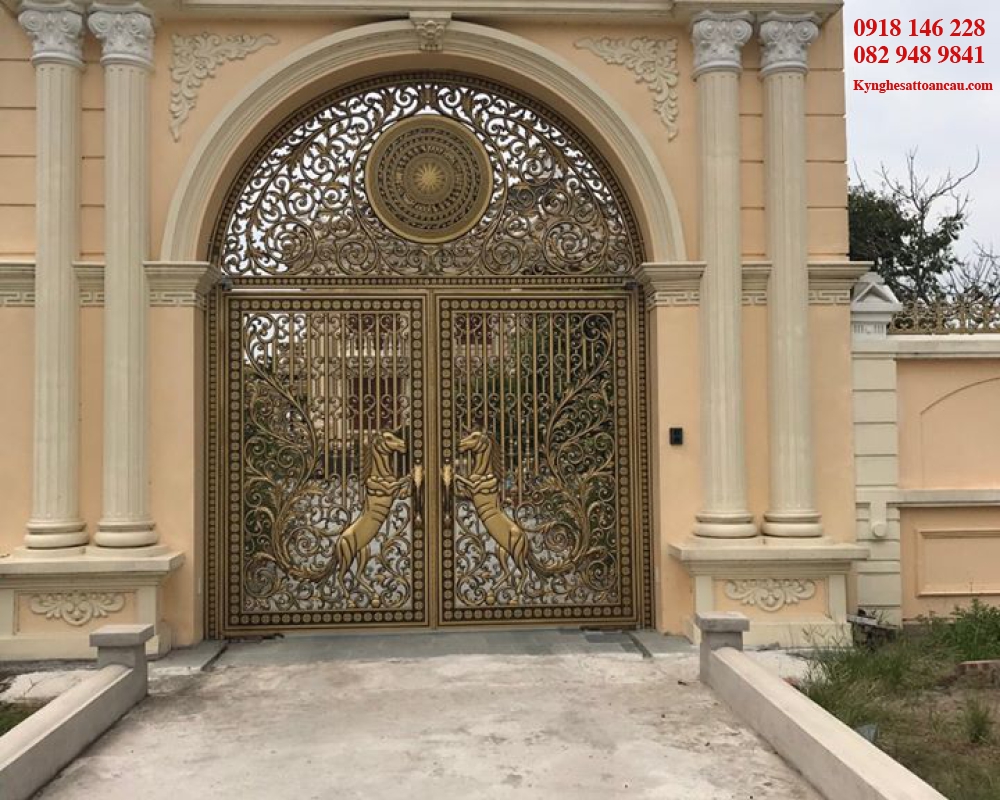 CỬA NHÔM ĐÚC ĐẸP C21