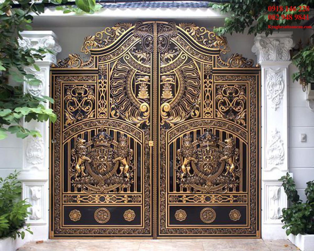 Cửa nhôm đúc đẹp C31