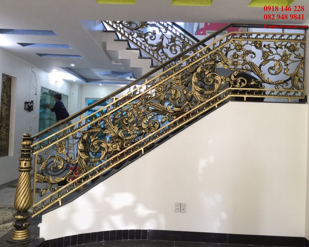 Cầu thang nhôm đúc CTN28