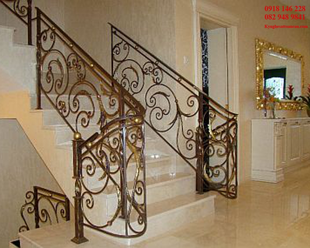 Cầu thang sắt mỹ thuật CT32