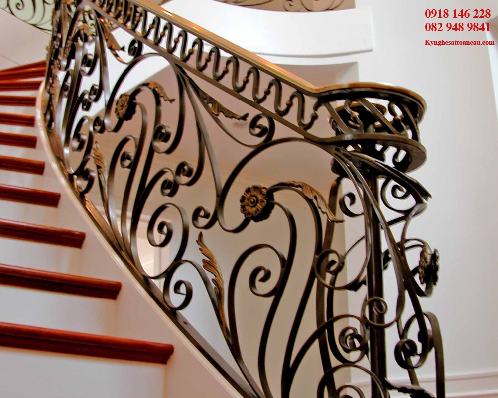 Cầu thang sắt mỹ thuật CT44