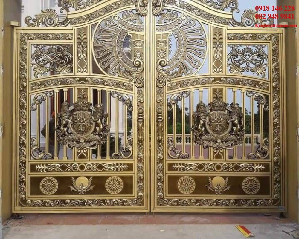 CỬA NHÔM ĐÚC ĐẸP C9