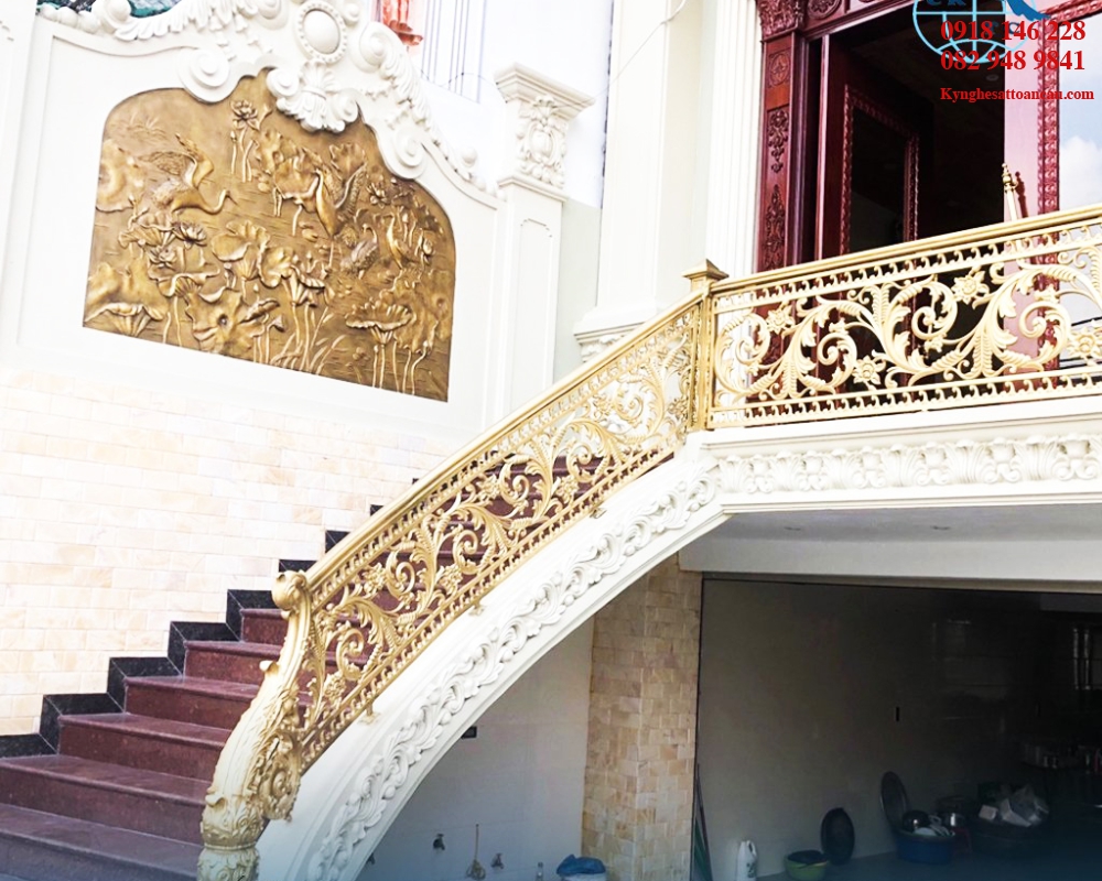 Cầu thang nhôm đúc CTN09