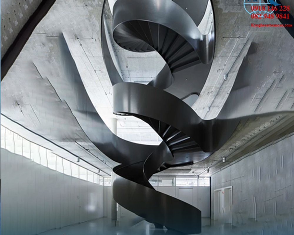 Cầu thang xoắn CTX39 giá rẻ tại Nha Trang