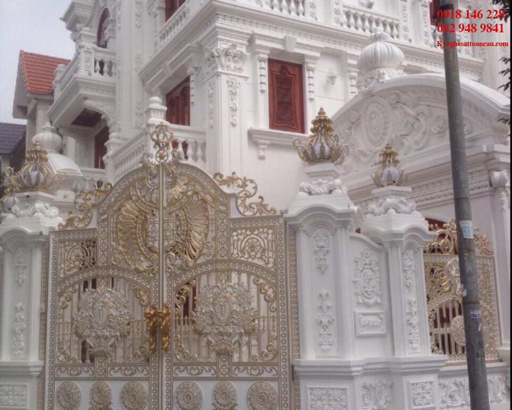 Cửa công nhôm đúc CN19