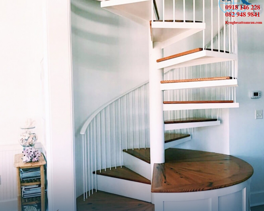 Cầu thang xoắn CTX52