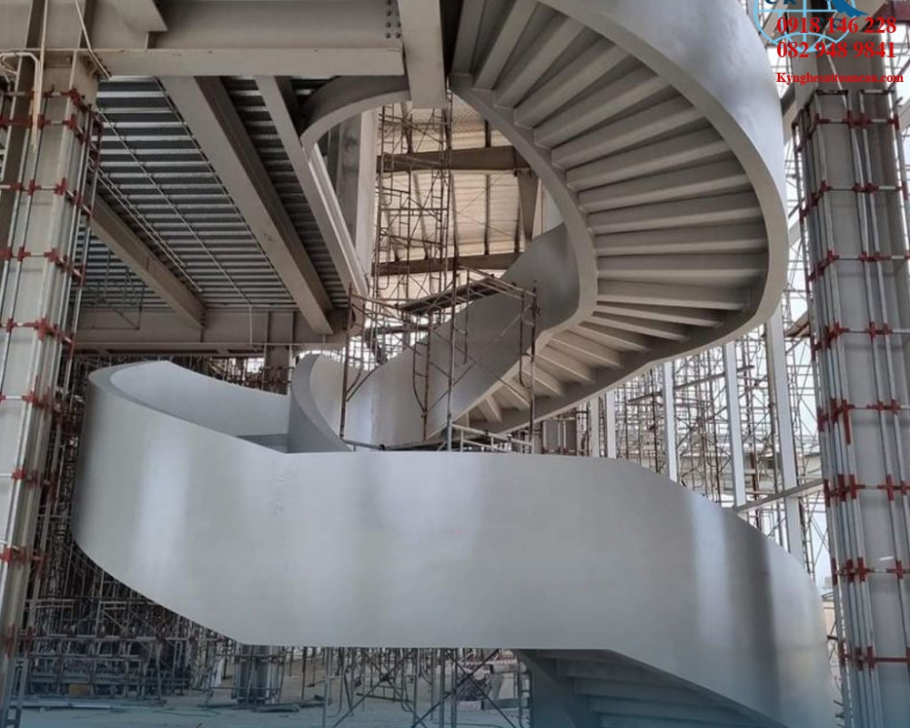 Cầu thang xoắn CTX76