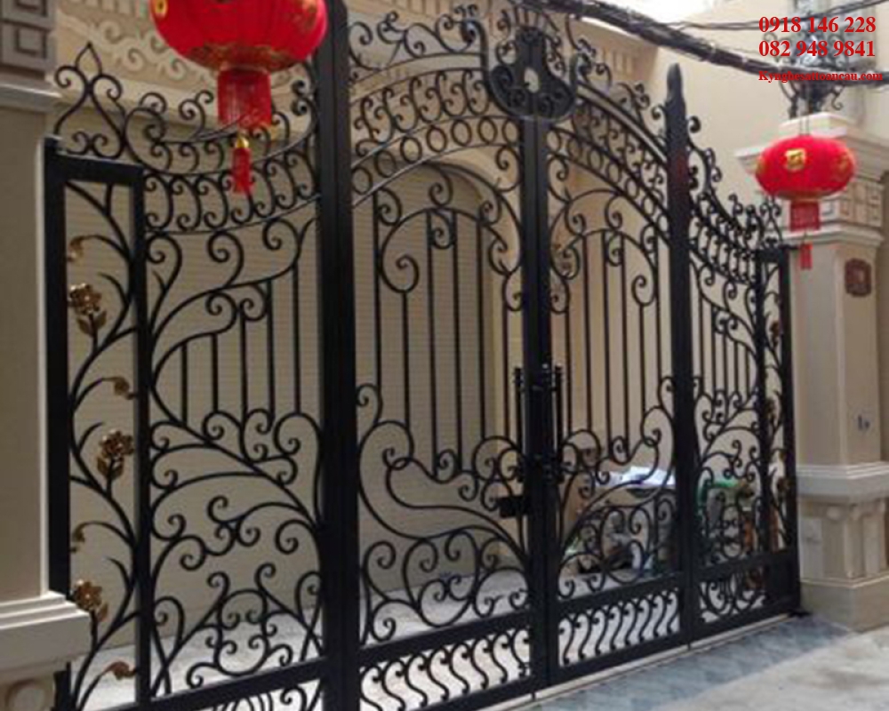 CỬA SẮT MỸ THUẬT CCS096