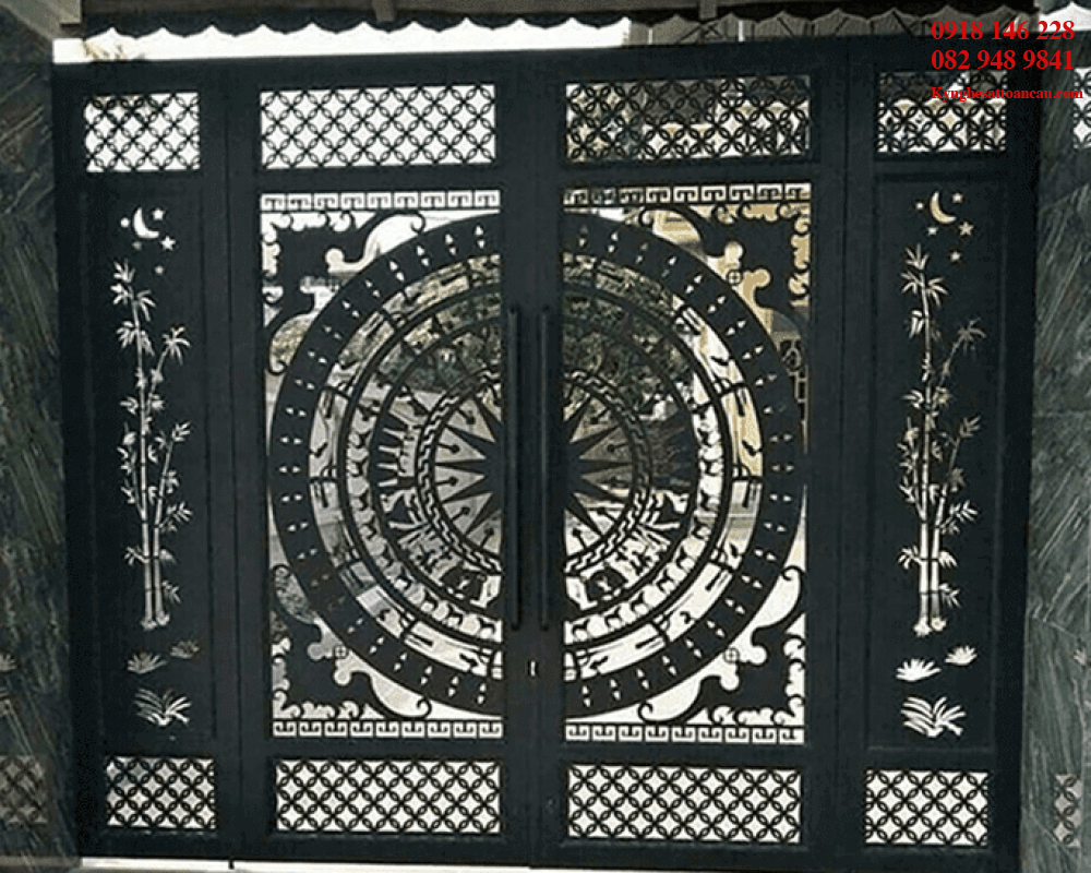 Cửa sắt mỹ thuật CNC V5