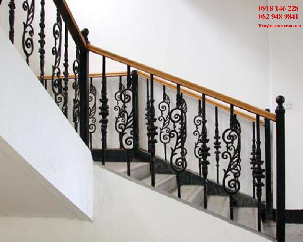 Cầu thang sắt mỹ thuật 339