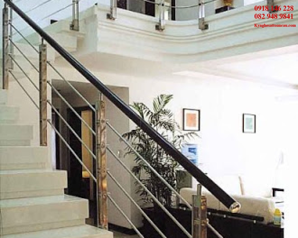 Cầu thang inox CTI17
