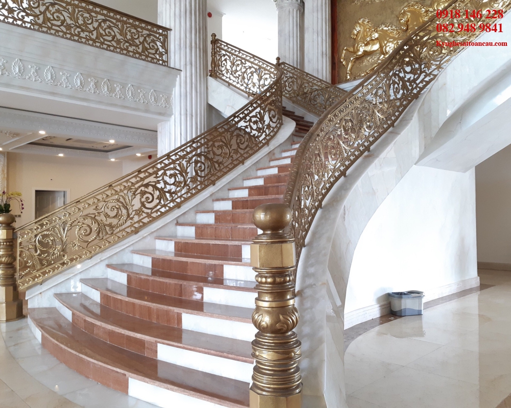 Cầu thang nhôm đúc CTN33