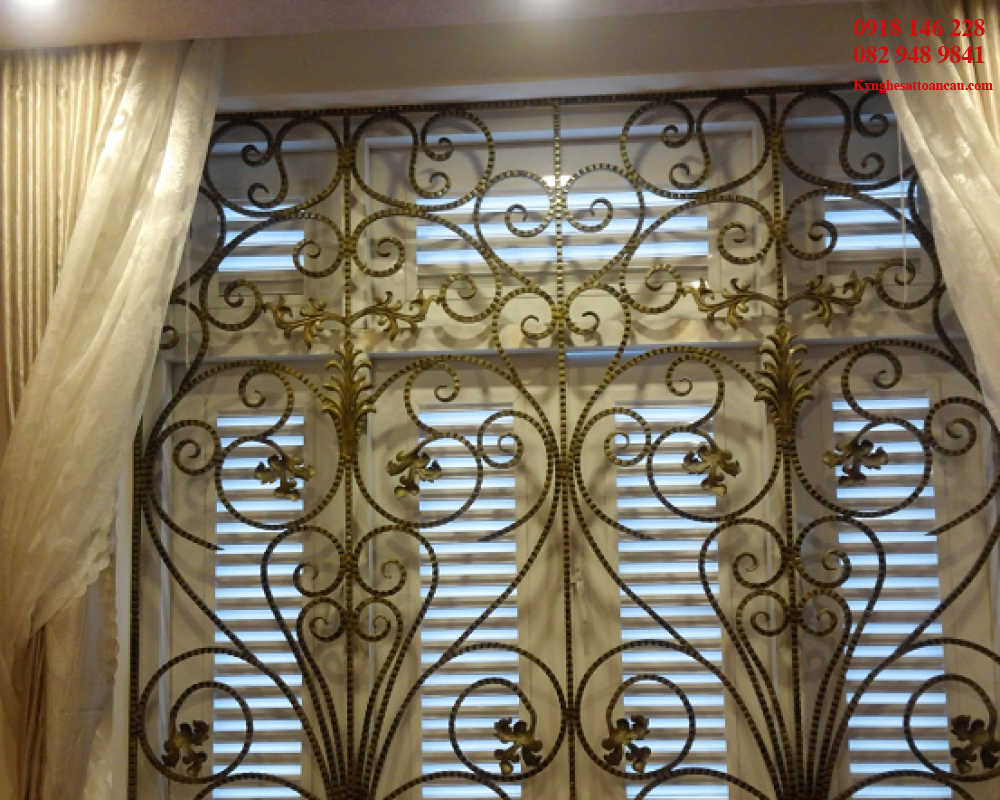 KHUNG BẢO VỆ CỬA SỔ MỸ THUẬT