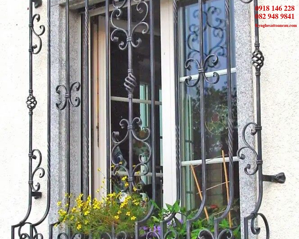 KHUNG BẢO VỆ CỬA SỔ B11