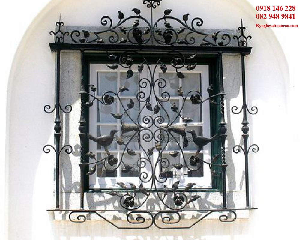 KHUNG BẢO VỆ CỬA SỔ B12